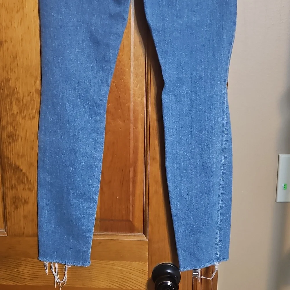 Mother High-Waisted Looker Ankle Fray Skinny Distessed Jeans